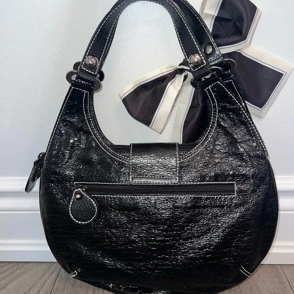 Y2K Guess Hobo Bag - Picture 2 of 6